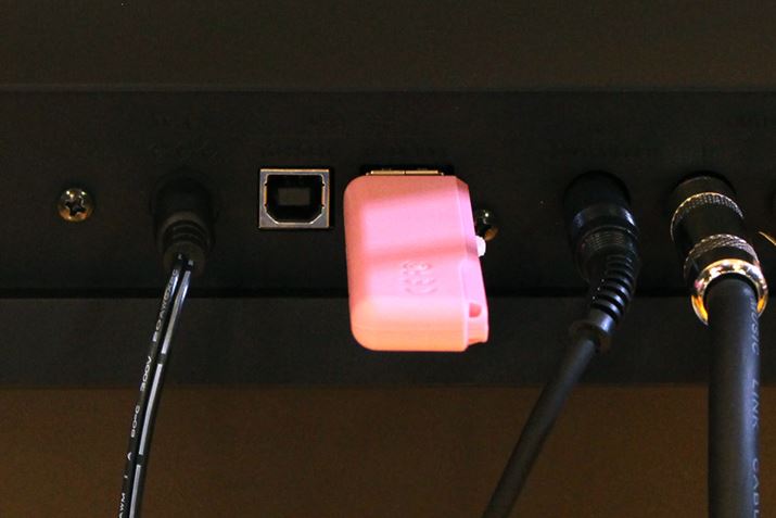 USB[̉Ƃ킹ĉt~bNX邱Ƃ