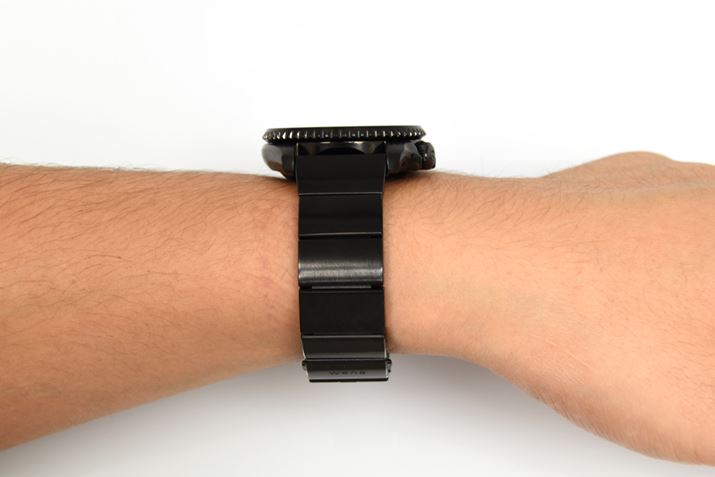 wbȟ݂́A13.1mmBdʂ̓wbhP̂75gAuwena wrist provƍ킹160g