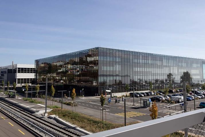 ƂƃhCcɂHꂪړ]āAuL[uvƂƂɃXCX̒n֗