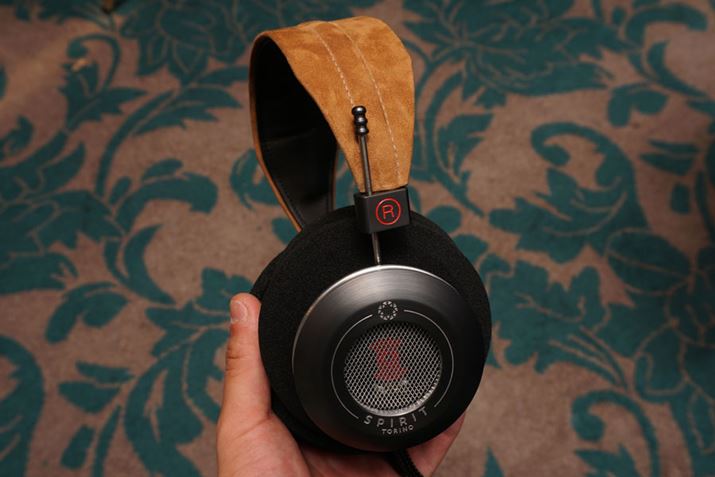 舵JnŌĂƂSPIRIT TORINÕwbhzQloWBʐ^̓tbOVbvf́uRAGNARR EDITIONvBGRAD̃yA肪Ă[J[ƂƂŁAǂƂȂGRADۂfUC