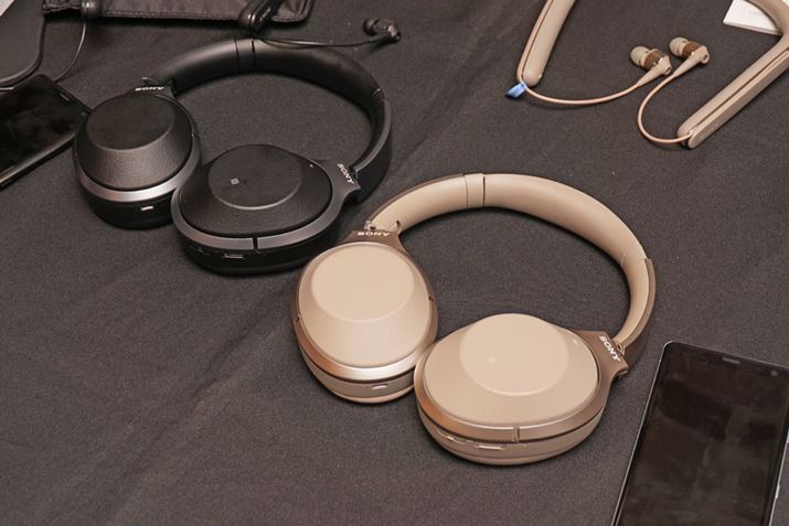 xȃmCYLZOŉi.comłlCւuWH-1000XM3vWĂ