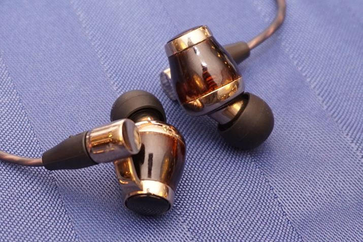 Õ^C~OŎۂ̐iɂƂĎłƂƂŁAu[X͑̐lłɂĂ