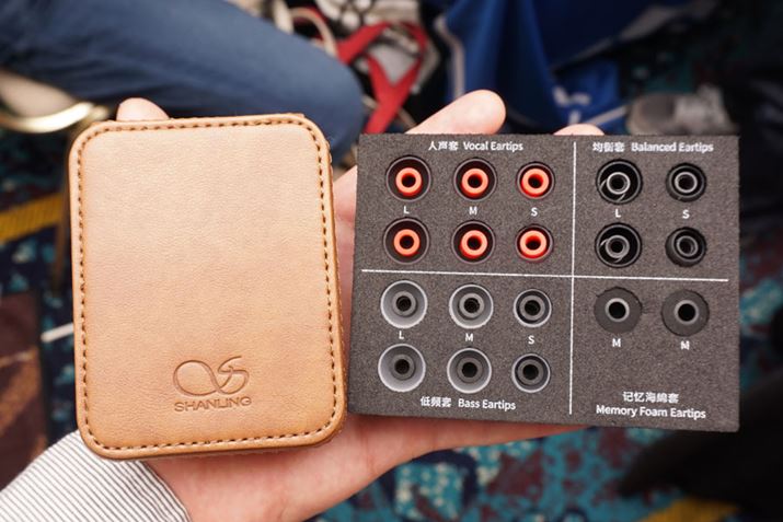 SHANLINGDAPɂ؂ȕtitĂACzɂU[P[X6ނ̃C[s[XWŕt