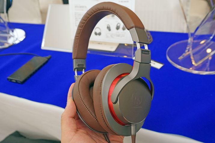 lCwbhzuATH-MSR7v̌pfƂȂuATH-MSR7bvBEH[N}Ƒgݍ킹ăoXڑŎł悤ɂȂĂ