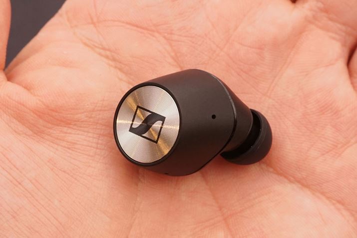 Cz{̃mobe[쓮Ԃ͖4ԂŁApP[Xƍ킹ƍő12ԎgpłB12̔\肵ĂAi͂R~㔼ɂȂ邻