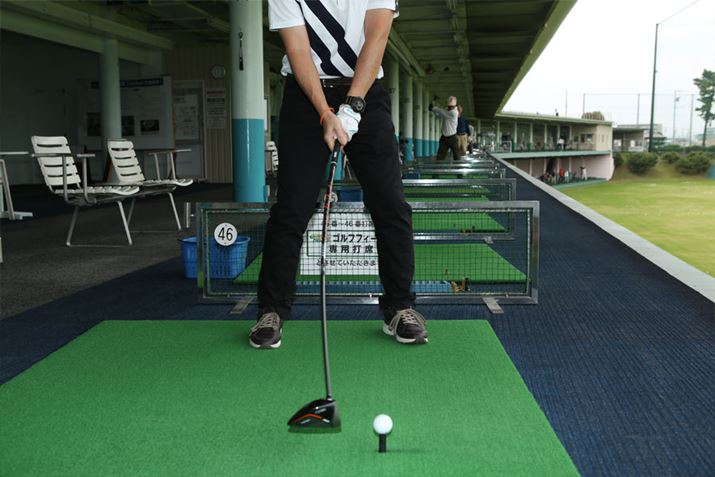 FD�͂�������w�b�h�𑖂点�Ă���A�n�[�h�q�b�g���Ă��t���Ă��Ă���闊�肪��������܂�