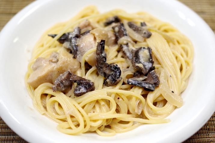 ڂE~EVۂǃRE^PłB܁[