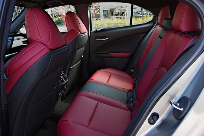 NTXuUXvF SPORT̃AV[g