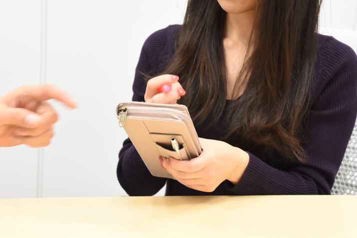 yP[X̗́Aۂ̉~ƂĂ֗Ȃ͂I Ɛ񂪎gV