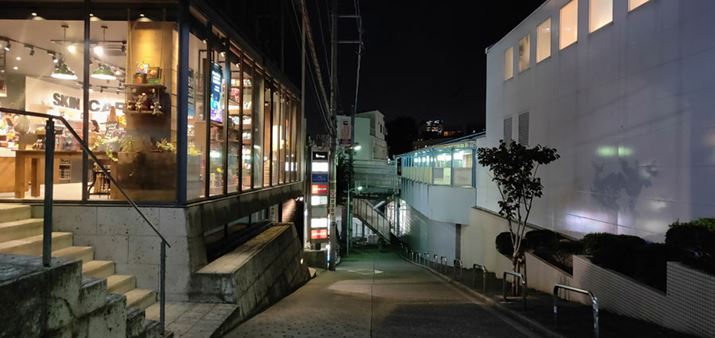 莝łu邱ƂȂ邢ʐ^Be\Bɂr̖ƂƂ炦Ă܂