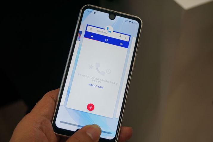 GoogléuPixel 3vō̗pꂽA^XN{^pV[U[C^[tFCX̗p