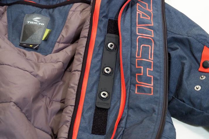 ʔ̋veN^[𑕒邱Ƃł