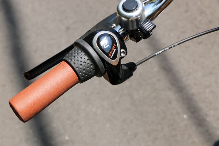 ϑMA]ԗpB~ɂϑł3iϑŁAObv񂵂ăMA`FW