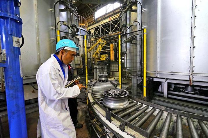 iɂẮA̒iKŊ`ɋ߂Â悤ɂ܂A܂܂疁̍H܂