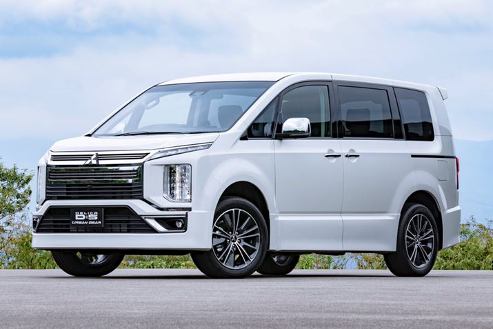 OH V^ufJD:5v̏㋉O[huURBAN GEARiA[oMAjv