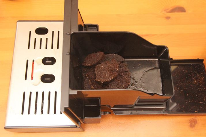 gCOƃJX󂯂ꏏɏoĂ܂B́A1̏IɃJX̂ĂĐ􂢂邾