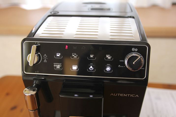 Ẽ_CŃR[q[̔Z𒲐߂܂Btgpl̓^b`ŁA݂j[ɐG邾