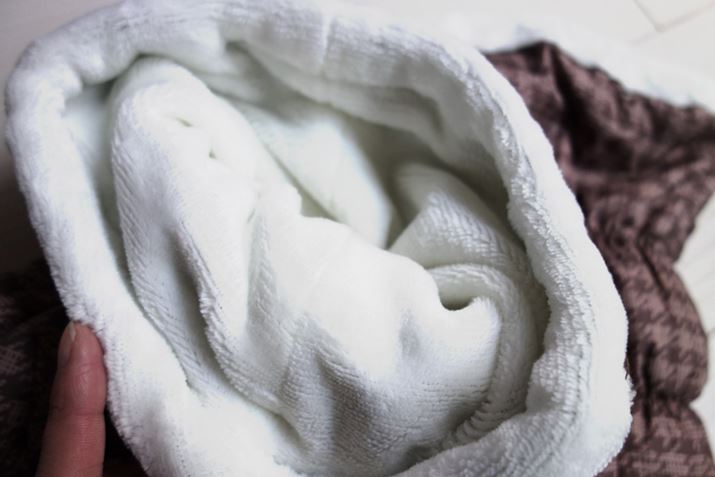 nɂ͂{AƁuM˃A~V[gvĂ邻