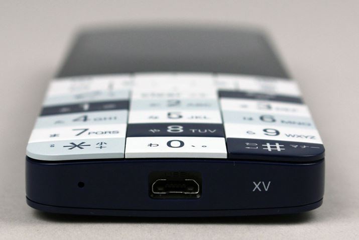 microUSB|[gʂɓځBobe[͓ŗeʂ1500mAh