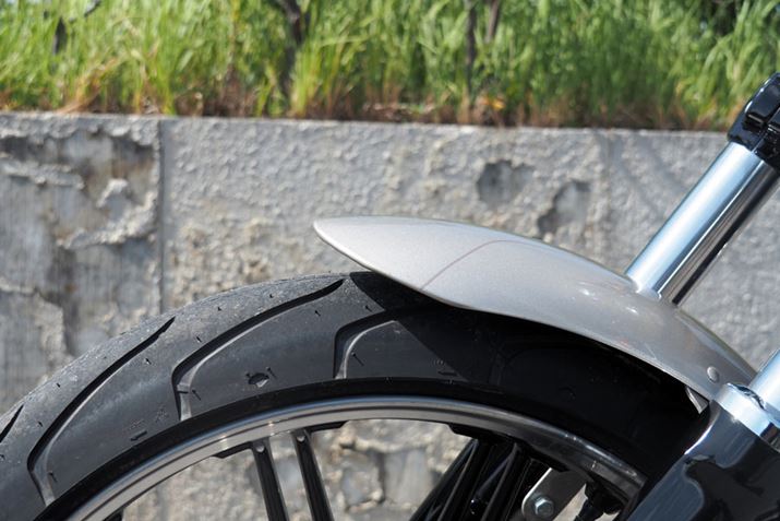 ���֐���茩���ڂ��d�������Ƃ����Z���`���b�v���ꂽ�t�����g�t�F���_�[���A�J�X�^���������o