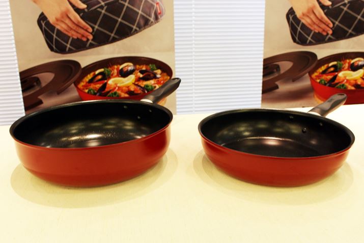 uT[X tCp KFBV[Yv̓bh1F̂݁B̐FubNƂȂ܂