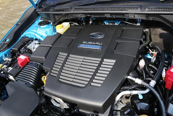 XouXV AdvanceṽGW[ɂ́Aue-BOXERṽS