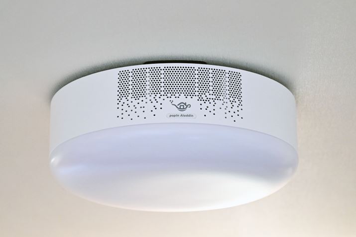 Xs[J[̓vWFN^[ʕ̐^ɔzuĂ