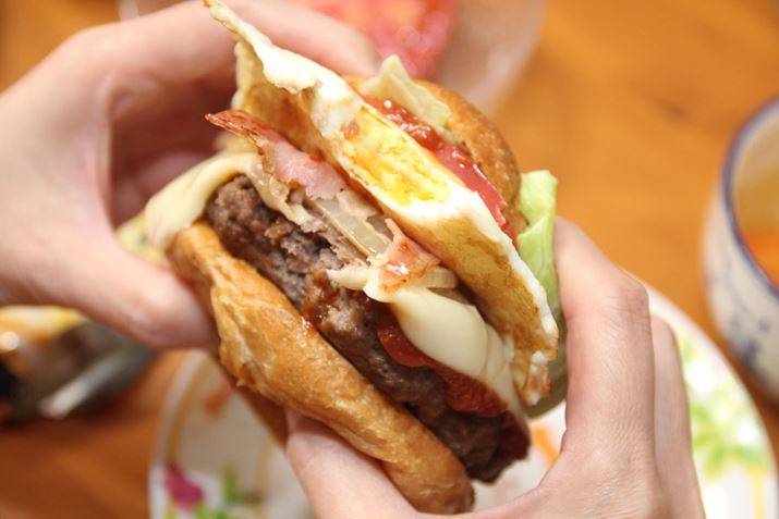 ^XA`[YAg}gd˂ĊI ͂茾ăE}I 1,000~o[K[ɕĂ܂