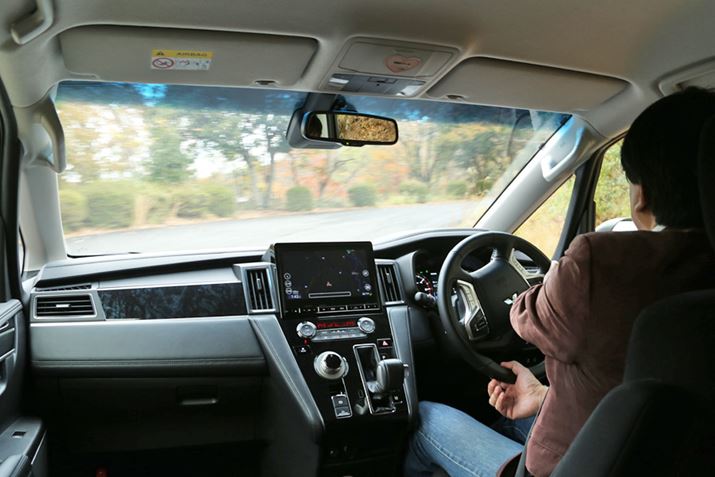 OH V^ufJD:5vURBAN GEAȒsC[WBhCo[͎ԃW[iXg̓nӗzY