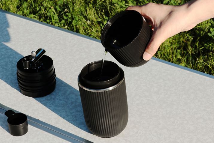 }Ôhbp[ɒ΃R[q[̊łB}Oɂ͒tĂ邽߁A܂