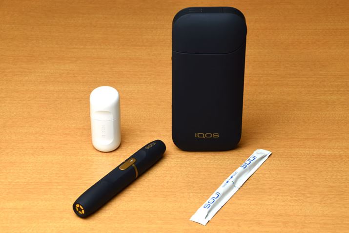 �uIQOS 2.4 Plus�v���g�p�������|���@���Љ�Ă��܂�