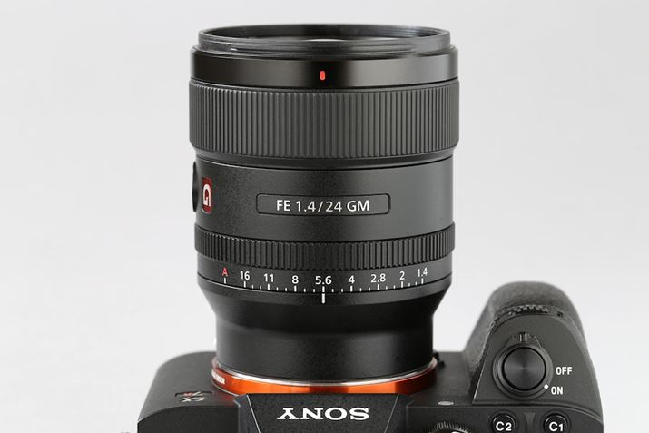 i胊O𓋍ڂȂǑ쐫ɂdl̗pBtH[JXȎ슴ǍD