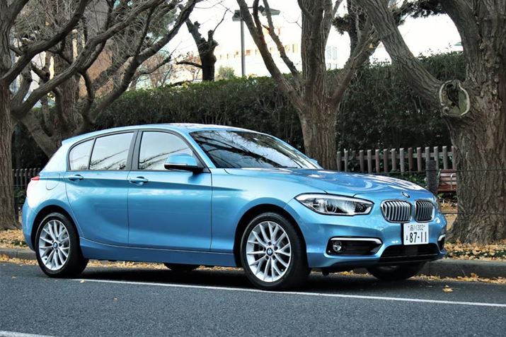 2018N9BMWu1V[YṽCAbv֐VɉAu118d t@bVjX^v