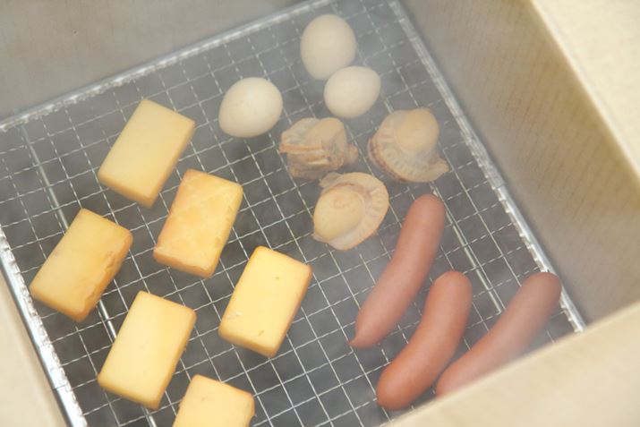 ̗lqBɎdオĂ܂B`[Y͗nSzȂȂ̂ŃA~zCO܂