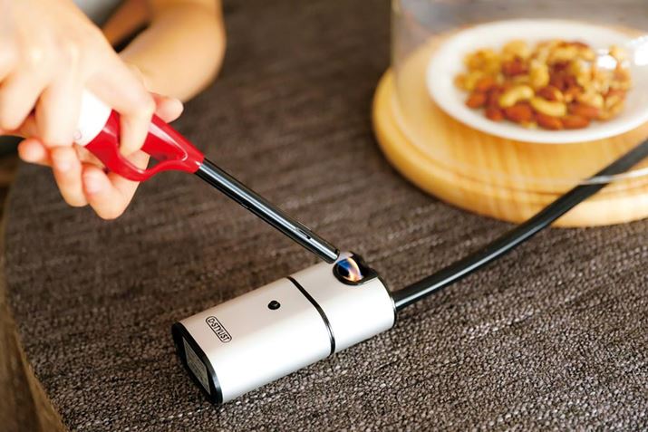 `bvɉ΂A`[u̐e▧܂Ȃǂɓ܂iʐ^̗e͕t܂j