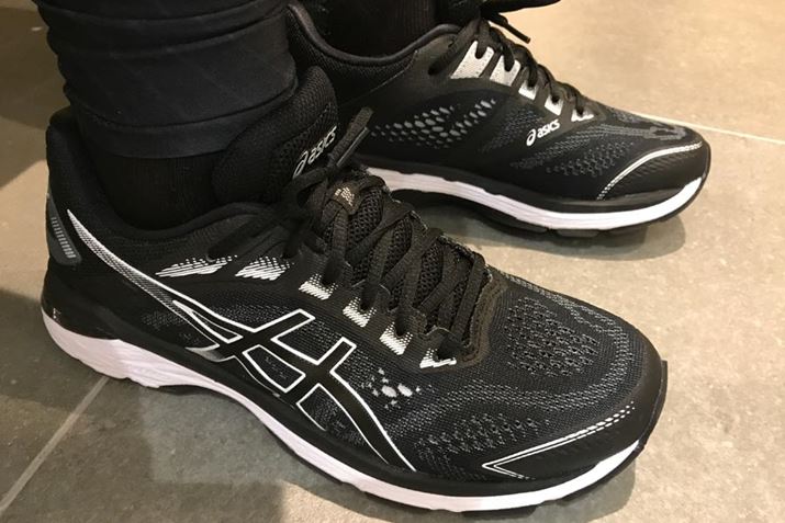 uGT-2000 7v́AWf̂قAĹuEXTRA WIDEvƕ́uNARROWvCAbv