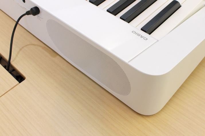 16cm×8cm̑ȉ~`Xs[J[jbgE1ڂA8W{8W̏o͂m