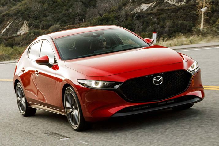 LAV[2018ⓌI[gT2019ŔIꂽ΂̃}c_uMAZDA3v̊COJÂꂽ