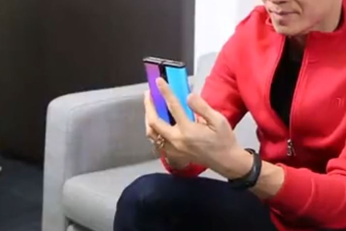 �w�ʂ̋@�\�͏ڂ����킩��܂��񂪁A����ł͌��ԂȂ��܂肽���߂Ă���悤�Ɍ����܂�