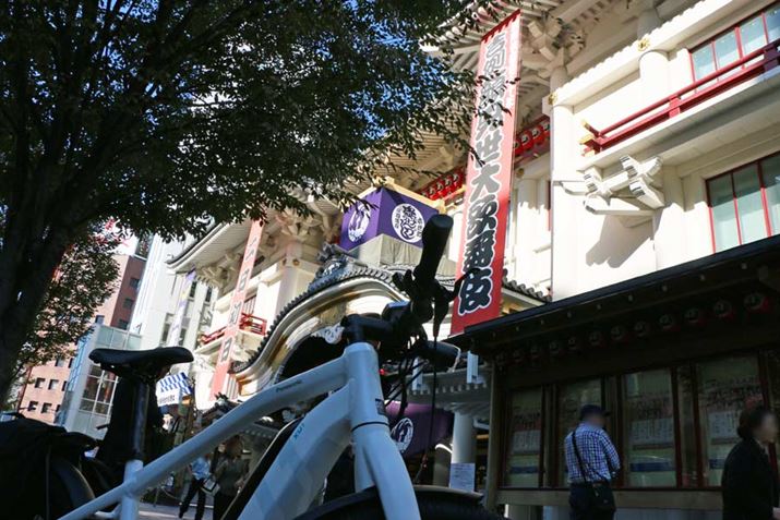 ]ԂȂ̂Œ̐ĝ܂ܐi݁A̕ɂL΂