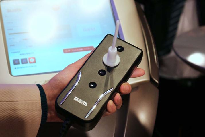 ɃXg[}A4bԑ𐁂ő肪ł܂