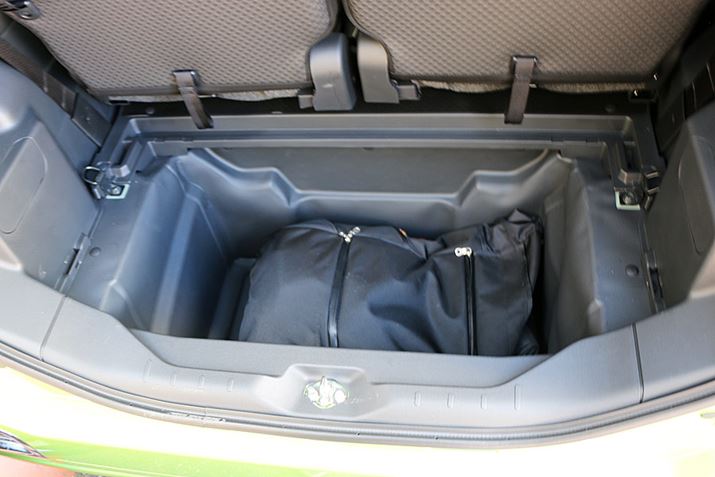 eʂ90LB1̂܂Zbg͗]Tœ邱Ƃł