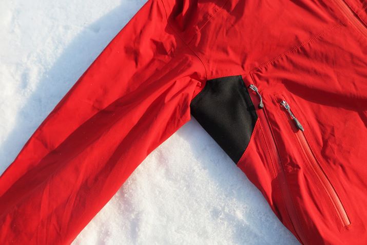 WPbg̃TChɎ΂߂ɂƂꂽx`[^[́A32pƂȂ̒