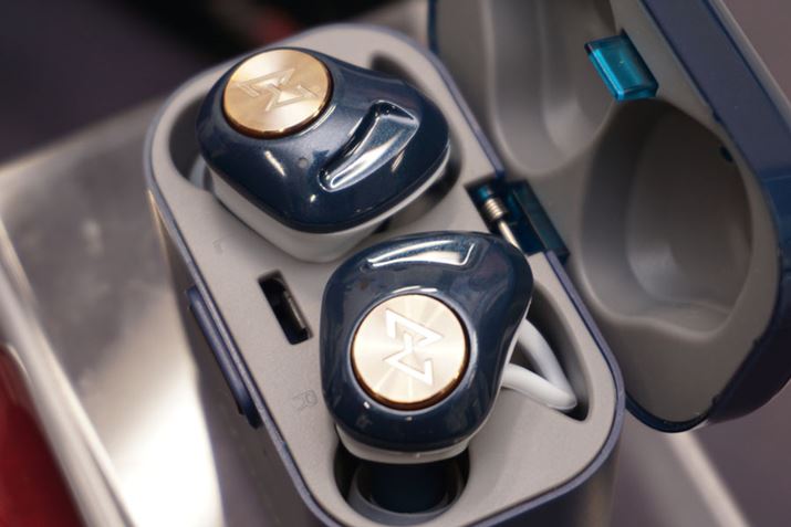 RXĝO̓hdグËAו܂łƂ