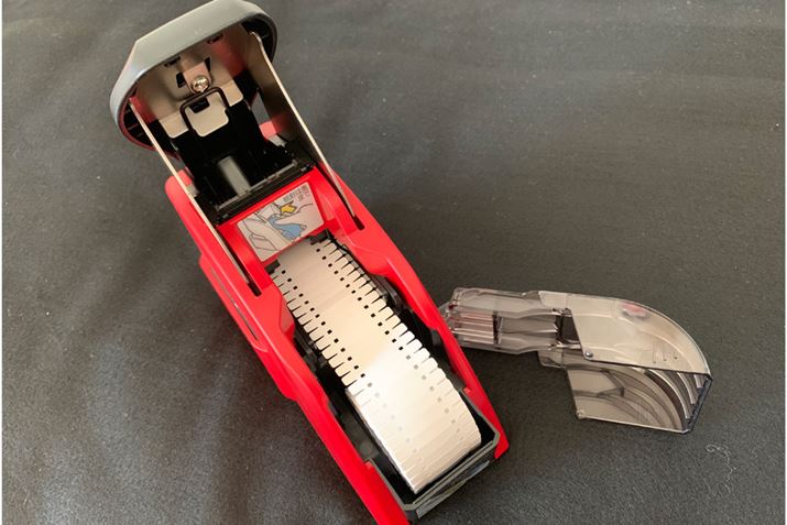 ܂͎j𑕓UiĂjBjZbgăJo[߂邾ŏIł