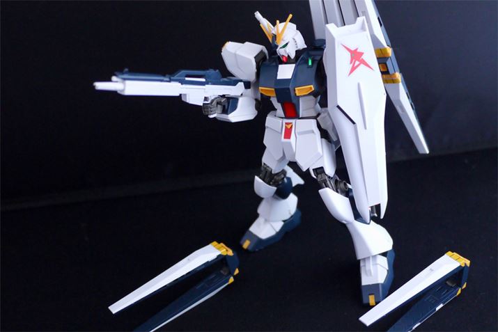 6̃tBEt@l͂ꂼƗ܂