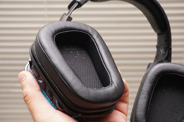 �uG933s�v�̃C���[�p�b�h���B����f�ނƂȂ�A�ቹ�̔��������Ȃ��Ȃ����Ƃ���