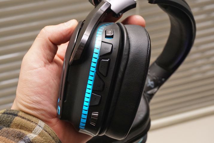 �J�X�^�}�C�Y�\��G-key�{�^������������Ɨp�ӂ���Ă���