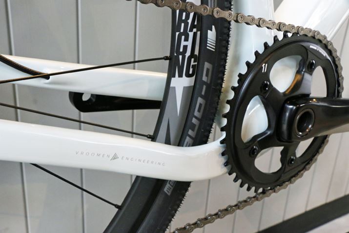 Ẽ`F[Xe[ʂ\ƂȂĂȂǁA{IȐ݌v͏ʃfƓl