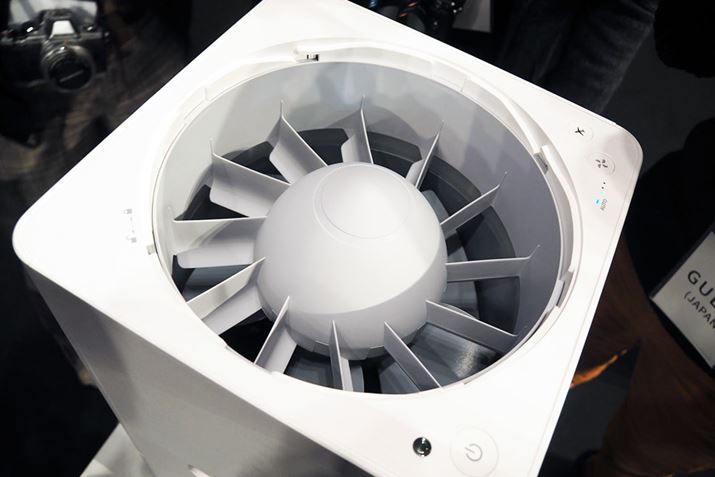 {̏㕔̃Jo[OƁA܂B͕𐮂邽߂̂̂ŁA]͂܂